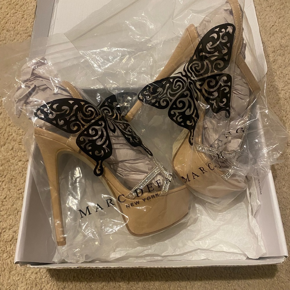 MARC DEFANG HEELS